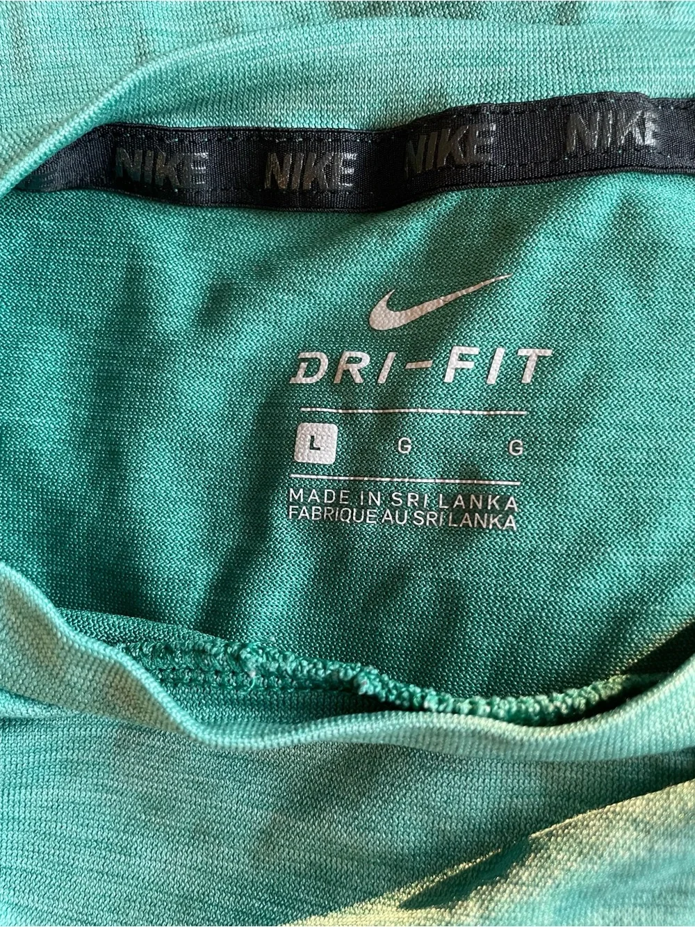 Nike Kids Green Short-Sleeve Dri-Fit Tee with Swoosh Boys Size L
